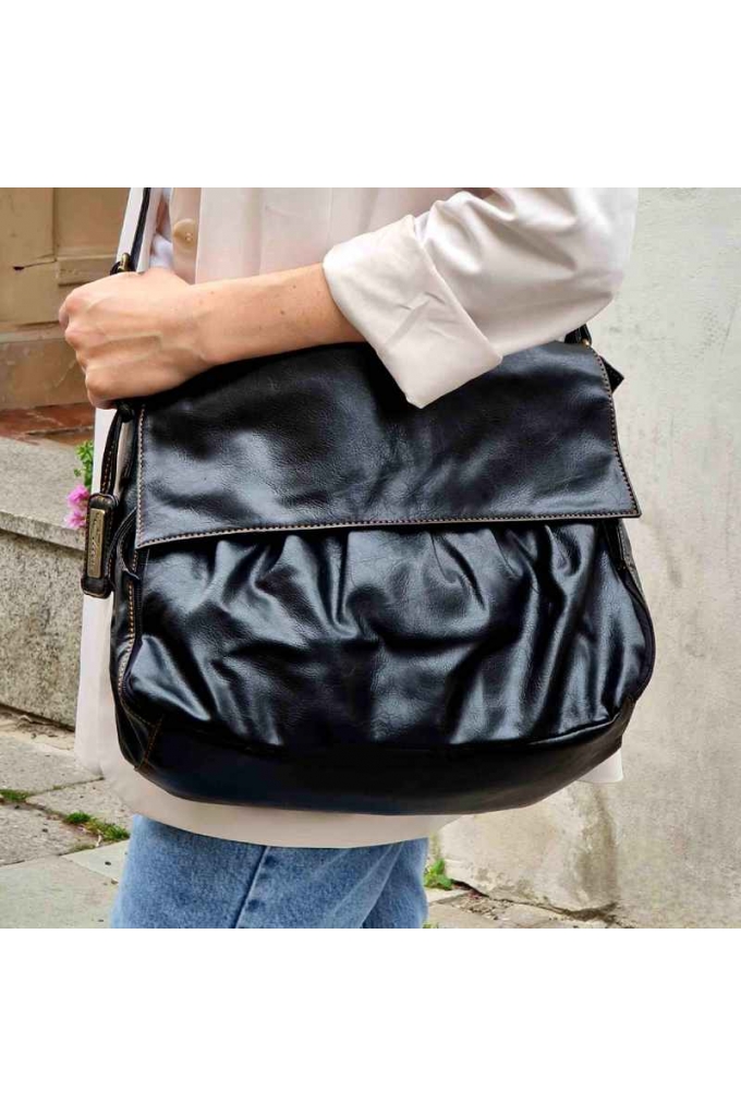 Vegan Leather Messenger bag Elite Style, black - 9913