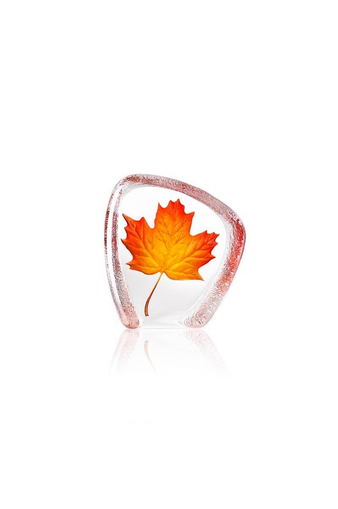 Mats Jonasson Crystal - GLOBAL ICONS Maple Leaf orange by Robert Ljubez - 34207