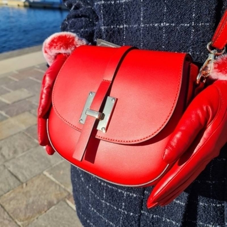 Udine Crossbody bag - U-shaped SADDLE bag - Genuine Italian Leather - red