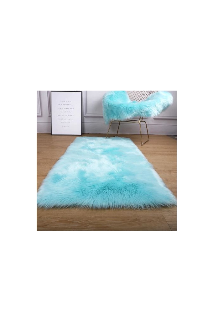 Square-shaped, soft, long pile Faux Fur mat-Suede Fabric bottom-Bedside decorative mat-light blue 30 x 30 cm