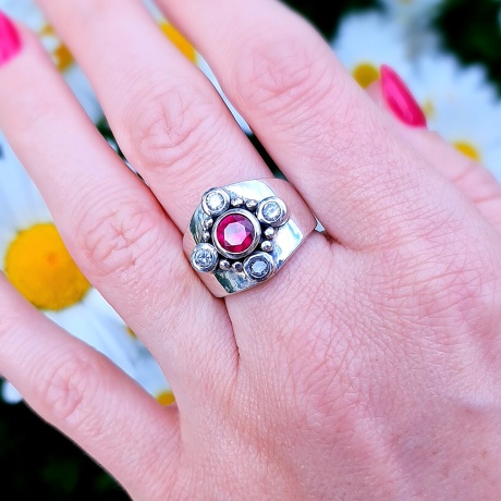 Greta 5 stones Silver Ring, round brilliant cut ruby cz center stone RNC5563-013